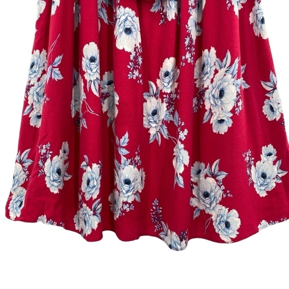 Torrid Red Floral Crepe Off Shoulder Ruffle Blouse - Picture 7 of 10